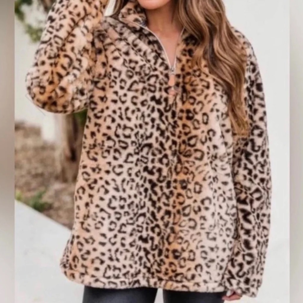 Pink lily leopard Sherpa